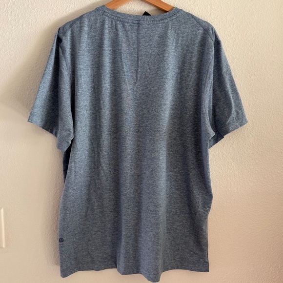 Lululemon Soft Jersey Short Sleeve T-Shirt Men’s XL Blue Athleisure Gymwear EUC - Picture 2 of 5